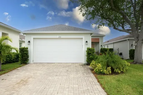 2172 Falls Manor Vero Beach FL 32967