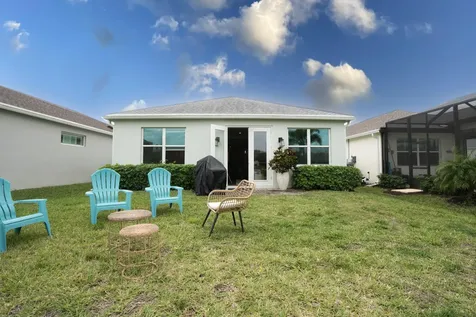 2172 Falls Manor Vero Beach FL 32967