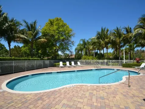 2172 Falls Manor Vero Beach FL 32967