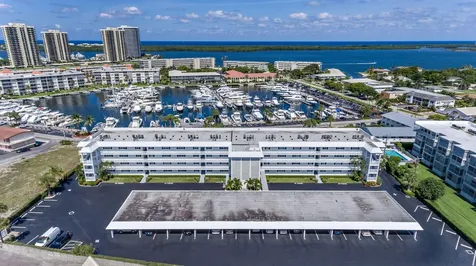 907 Marina Drive North Palm Beach FL 33408