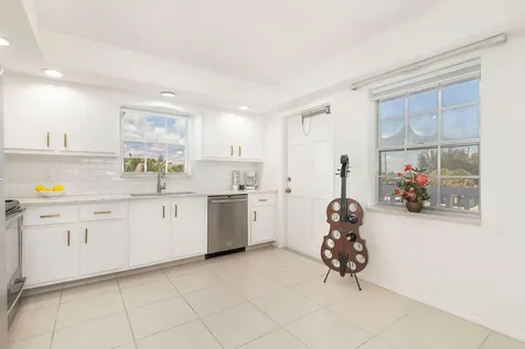 907 Marina Drive North Palm Beach FL 33408