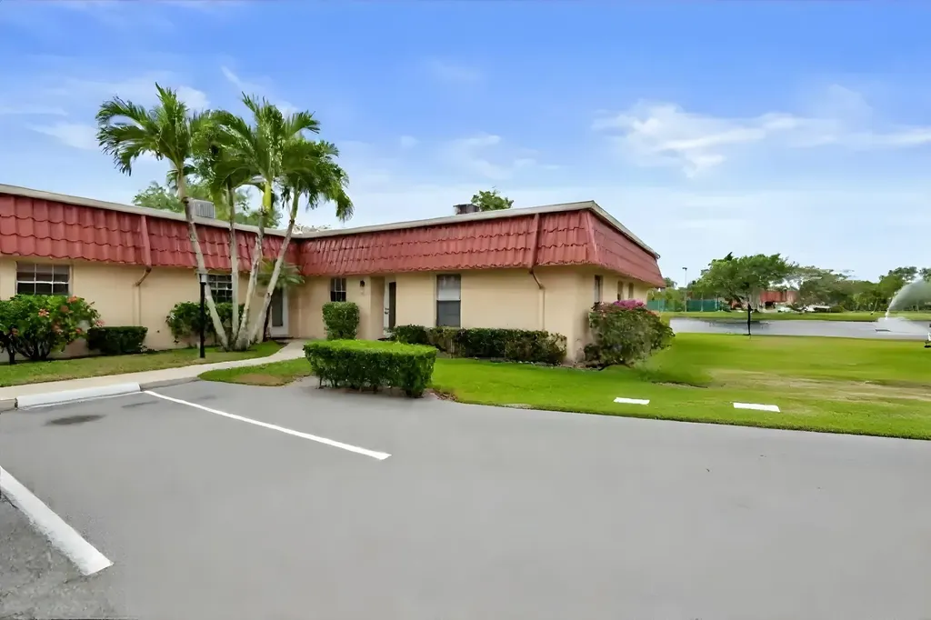 603 Laconia Circle Lake Worth FL 33467