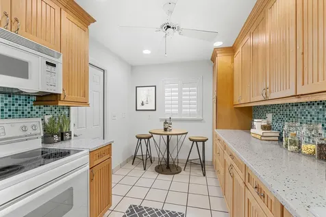 2198 Sw 12th Avenue Boynton Beach FL 33426