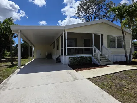 4218 6th Court Lantana FL 33462