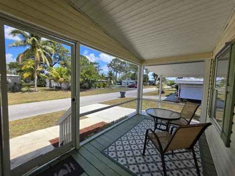 4218 6th Court Lantana FL 33462