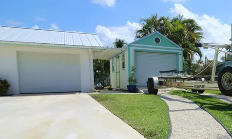 66 Sw Cabana Point Circle Stuart FL 34994