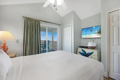 2002 Marina Villa Drive Duck Key FL 33050