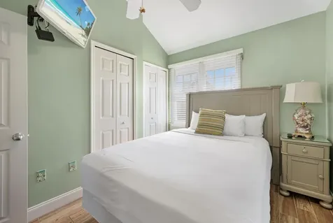 2002 Marina Villa Drive Duck Key FL 33050