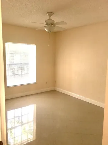 5016 Lantana Road Lake Worth FL 33463