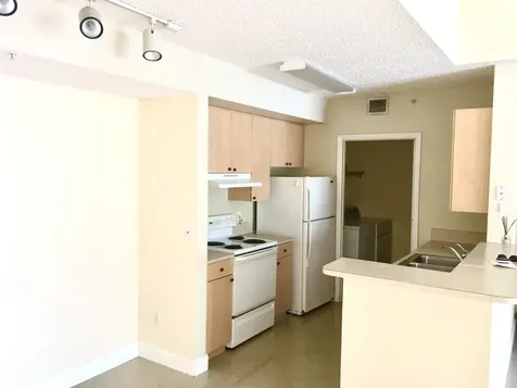 5016 Lantana Road Lake Worth FL 33463