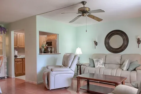 880 Horizons Boynton Beach FL 33435