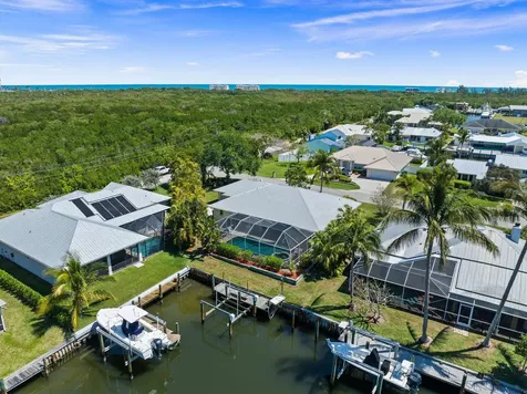 139 Commonwealth Court Hutchinson Island FL 34949