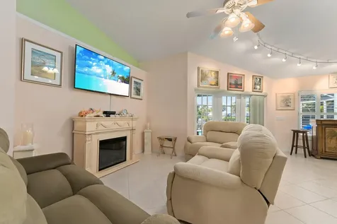 139 Commonwealth Court Hutchinson Island FL 34949