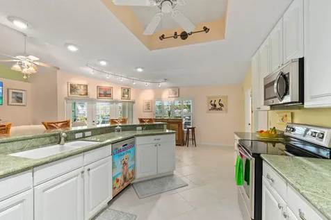 139 Commonwealth Court Hutchinson Island FL 34949