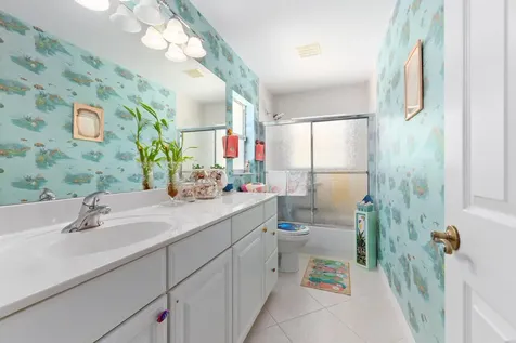 139 Commonwealth Court Hutchinson Island FL 34949