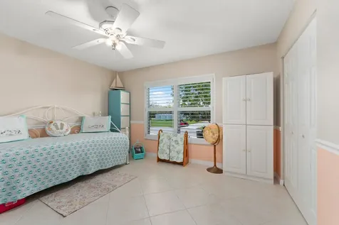 139 Commonwealth Court Hutchinson Island FL 34949