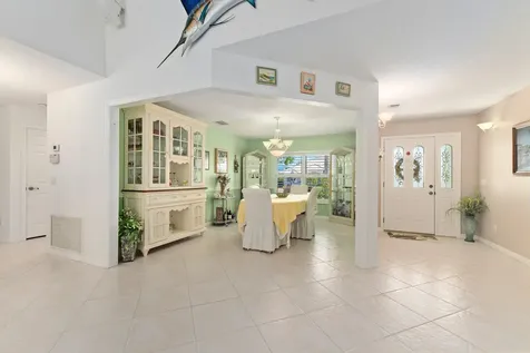 139 Commonwealth Court Hutchinson Island FL 34949