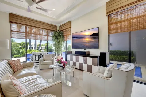 9187 Redonda Drive Boca Raton FL 33496