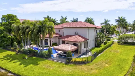 9187 Redonda Drive Boca Raton FL 33496