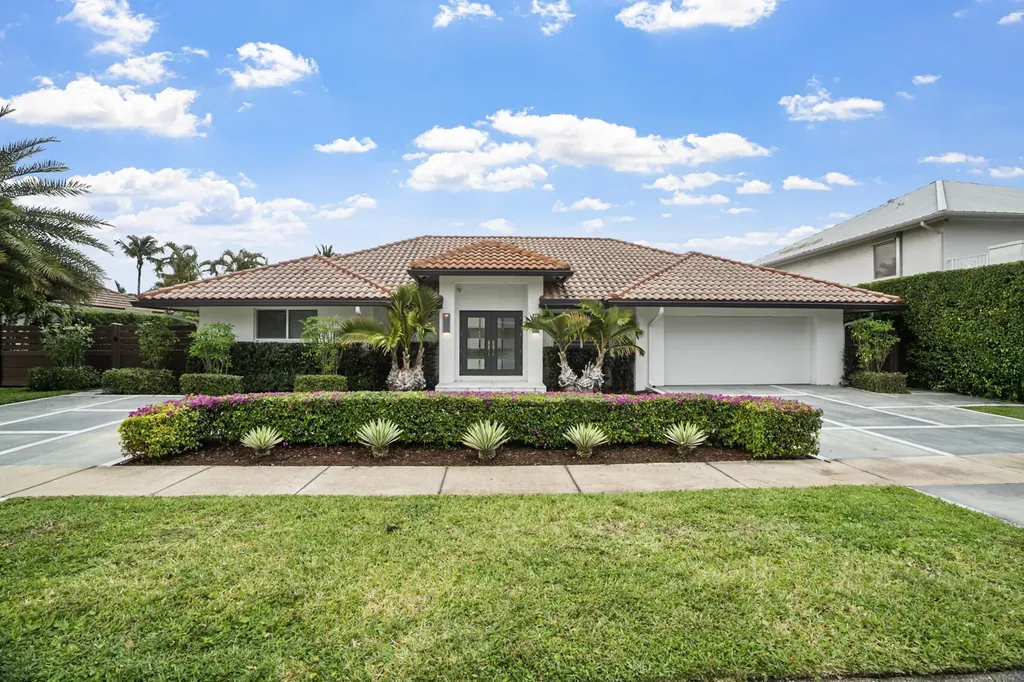 855 Ne Orchid Bay Drive Boca Raton FL 33487