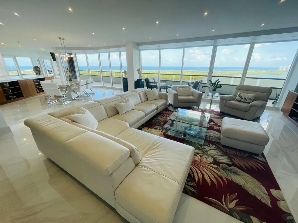 100 Lakeshore Drive North Palm Beach FL 33408