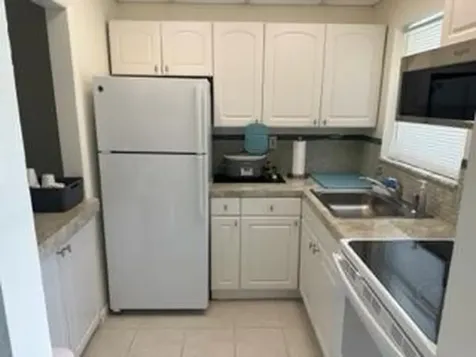 1117 Lake Terrace Boynton Beach FL 33426