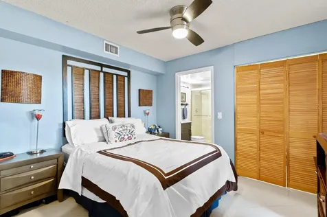 23036 Oxford Place Boca Raton FL 33433