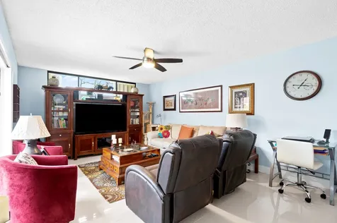 23036 Oxford Place Boca Raton FL 33433