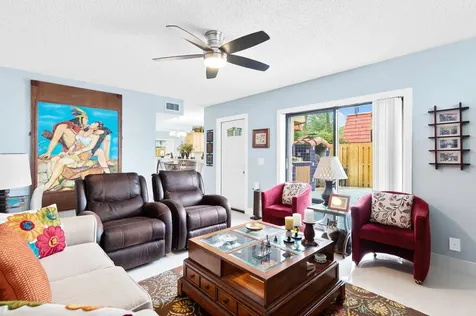 23036 Oxford Place Boca Raton FL 33433