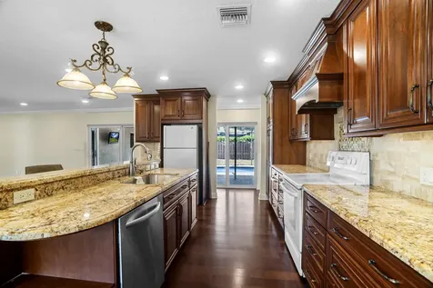 100 Sw 15th Court Boca Raton FL 33486