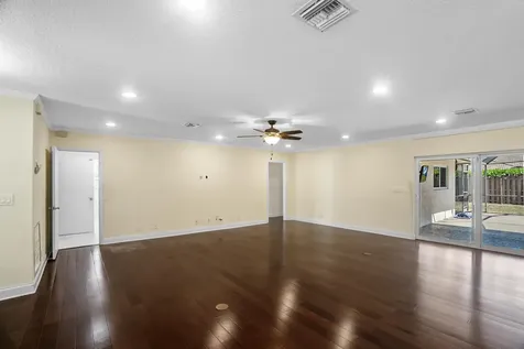 100 Sw 15th Court Boca Raton FL 33486