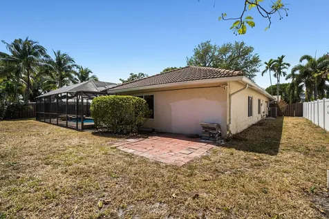 100 Sw 15th Court Boca Raton FL 33486
