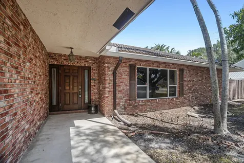 100 Sw 15th Court Boca Raton FL 33486