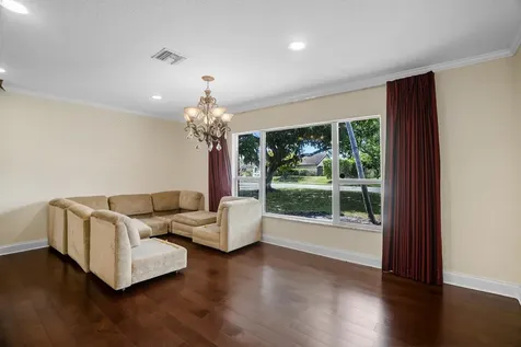 100 Sw 15th Court Boca Raton FL 33486