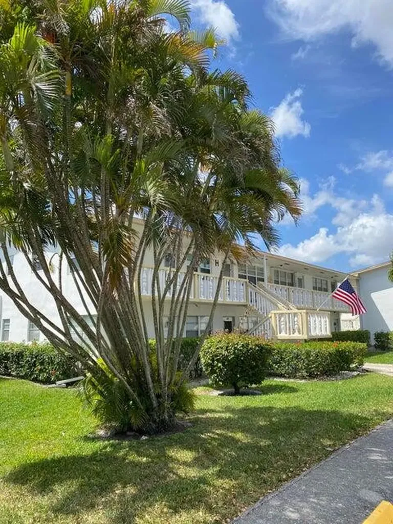 190 Easthampton H West Palm Beach FL 33417
