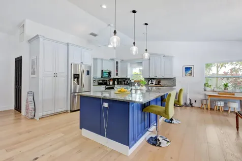 365 Redwood Lane Boca Raton FL 33487