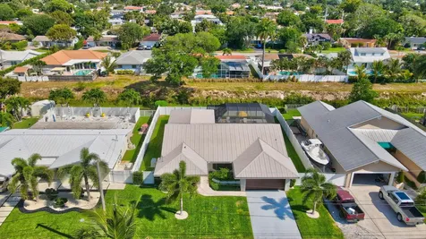 981 Sw 8th Street Boca Raton FL 33486