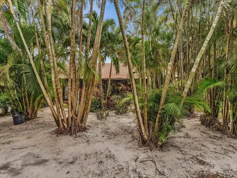 22637 Meridiana Drive Boca Raton FL 33433