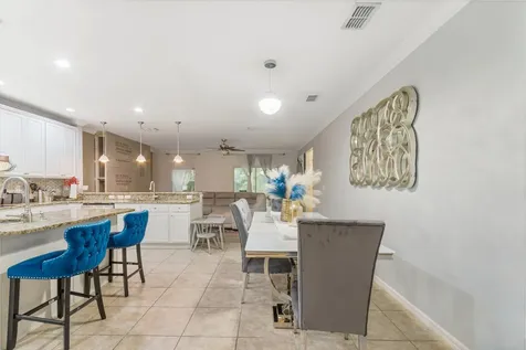 6102 Nw Painted Bunting Court Port Saint Lucie FL 34986