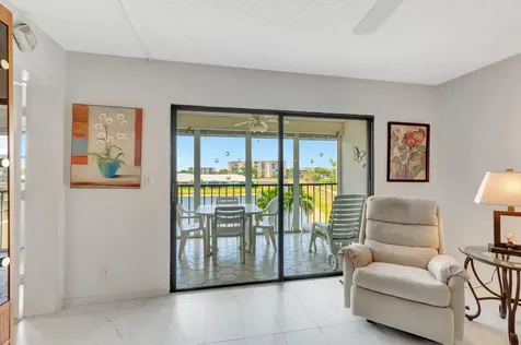 14425 Strathmore Lane Delray Beach FL 33446