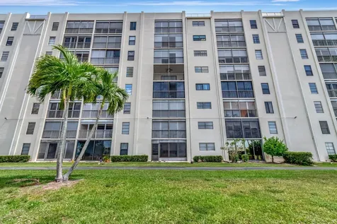 14425 Strathmore Lane Delray Beach FL 33446