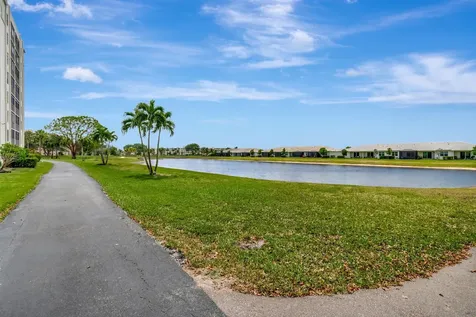 14425 Strathmore Lane Delray Beach FL 33446