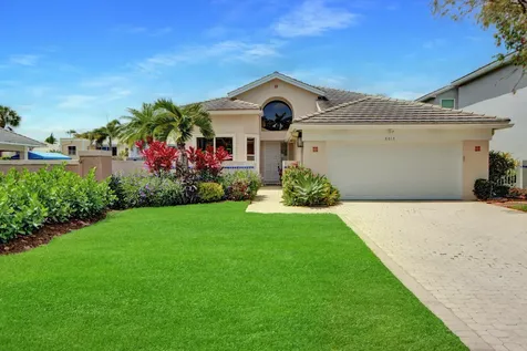 8013 Travlers Tree Drive Boca Raton FL 33433