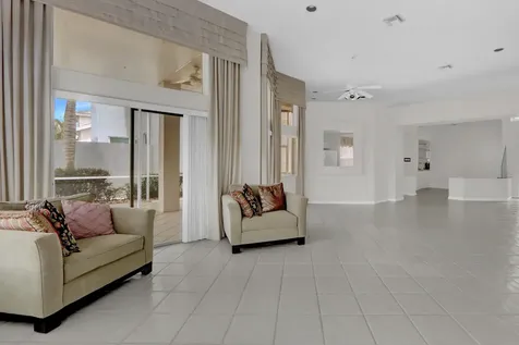 8013 Travlers Tree Drive Boca Raton FL 33433
