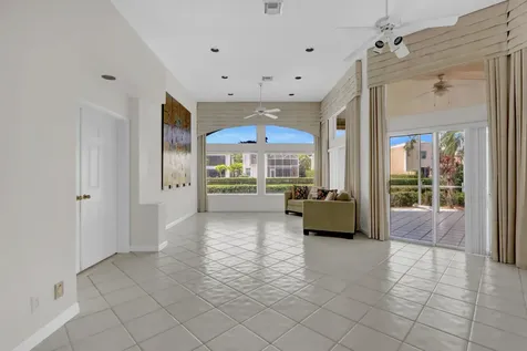 8013 Travlers Tree Drive Boca Raton FL 33433
