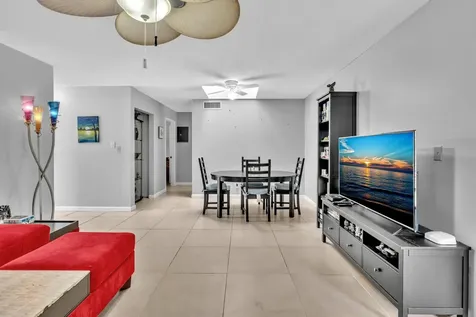 8736 Tyrone Terrace Boca Raton FL 33496
