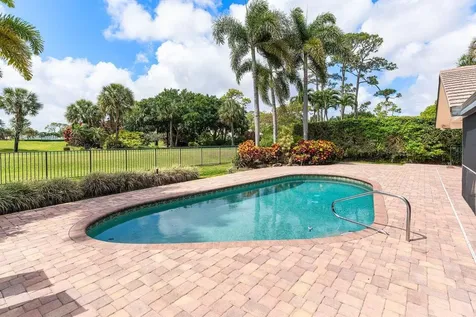 477 Glenbrook Drive Atlantis FL 33462