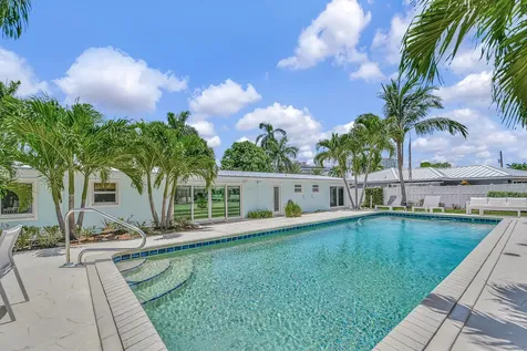 2780 Ne 5th Street Pompano Beach FL 33062