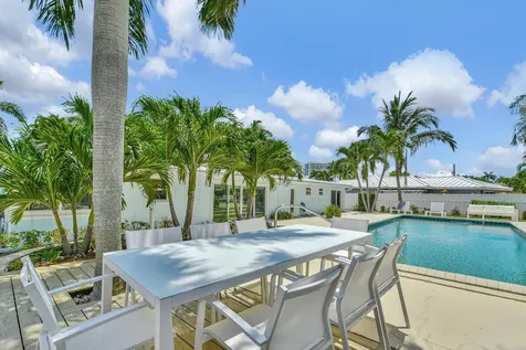 2780 Ne 5th Street Pompano Beach FL 33062