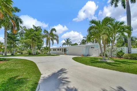 2780 Ne 5th Street Pompano Beach FL 33062